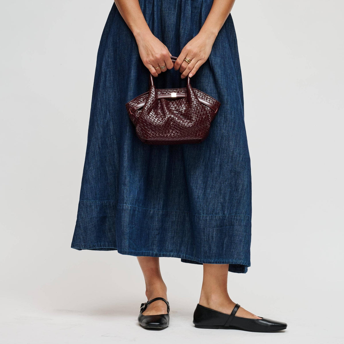 Selena - Woven Crossbody