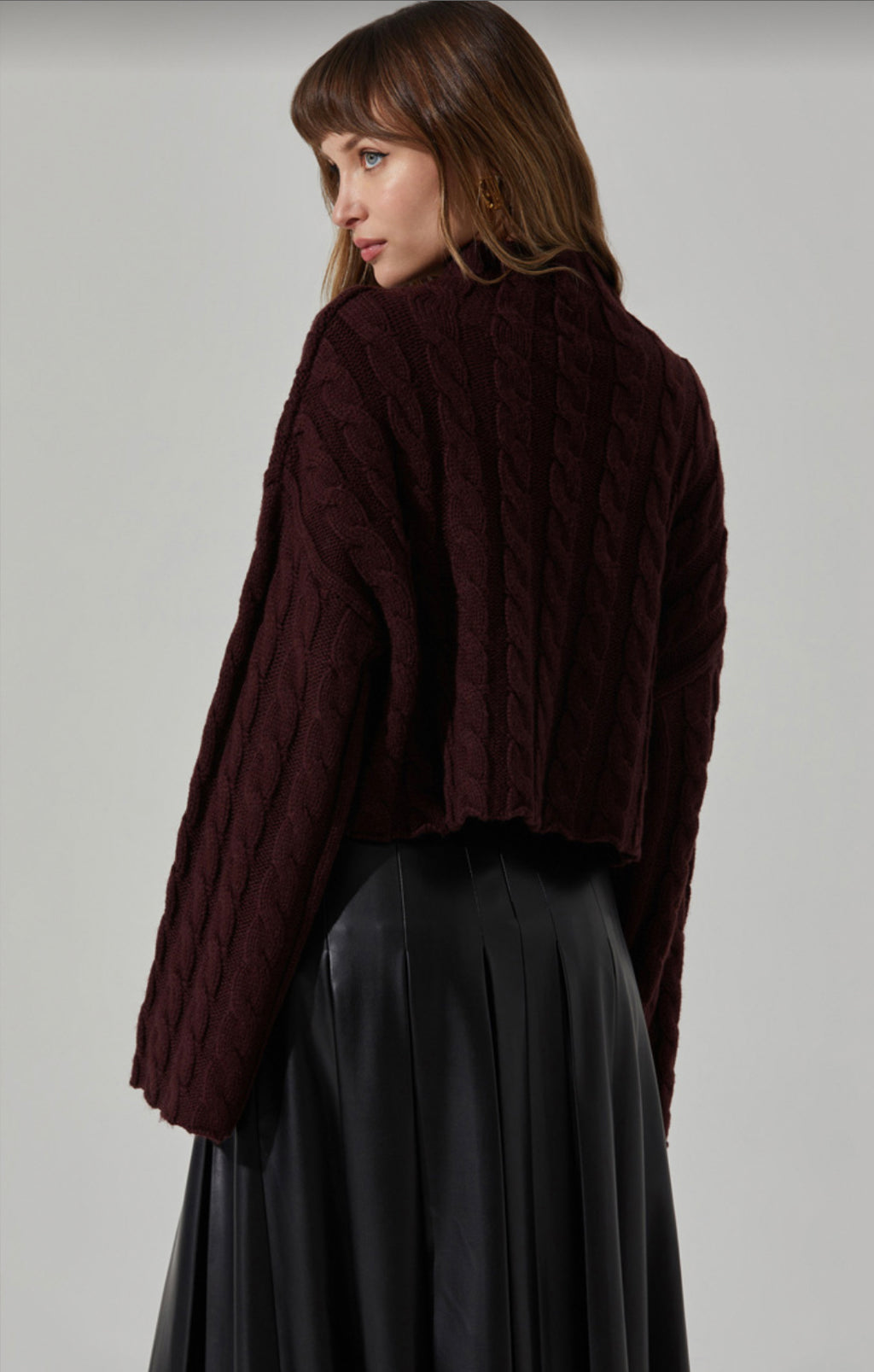 Vio Sweater